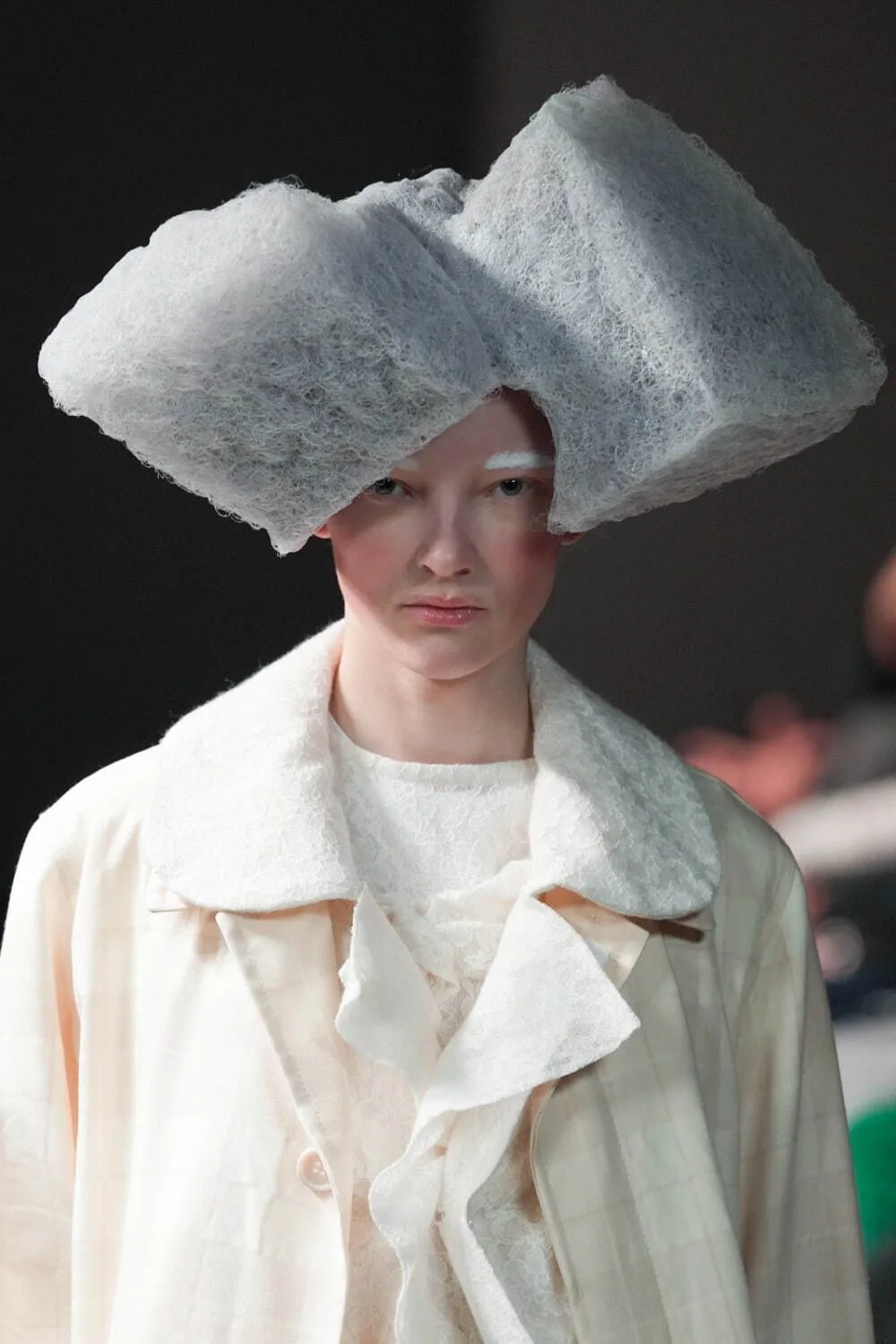 タオ 2024年秋冬 LOOK 11 / VIEW 2