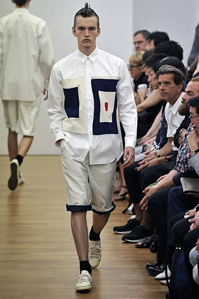 コムデギャルソンシャツ 2011春夏 LOOK 3