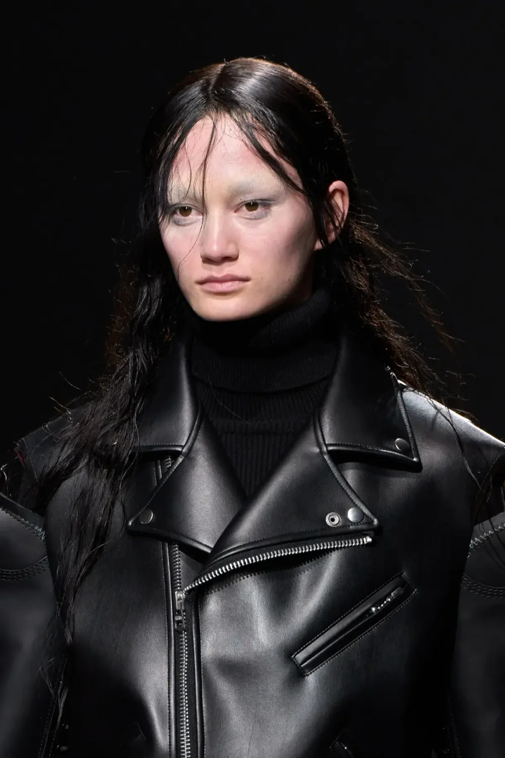 ジュンヤワタナベ 2025年秋冬 LOOK 10 / VIEW 2