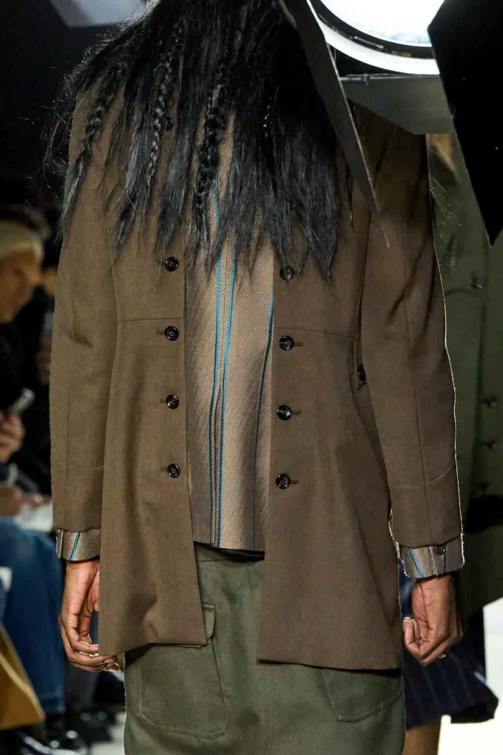 コムデギャルソンオムプリュス 2025年秋冬 LOOK 10 / VIEW 4