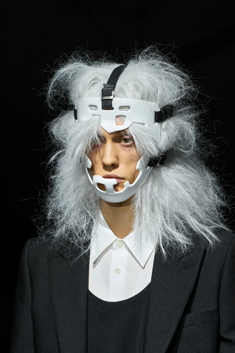コムデギャルソンオムプリュス 2026年秋冬 LOOK 10 / VIEW 2