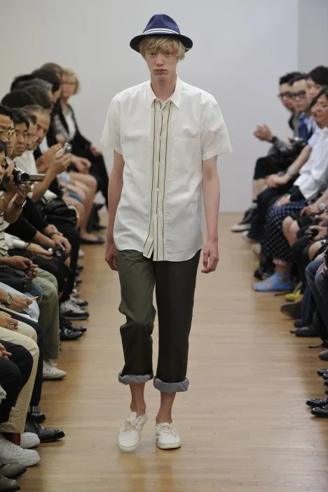 コムデギャルソンシャツ 2010春夏 LOOK 30