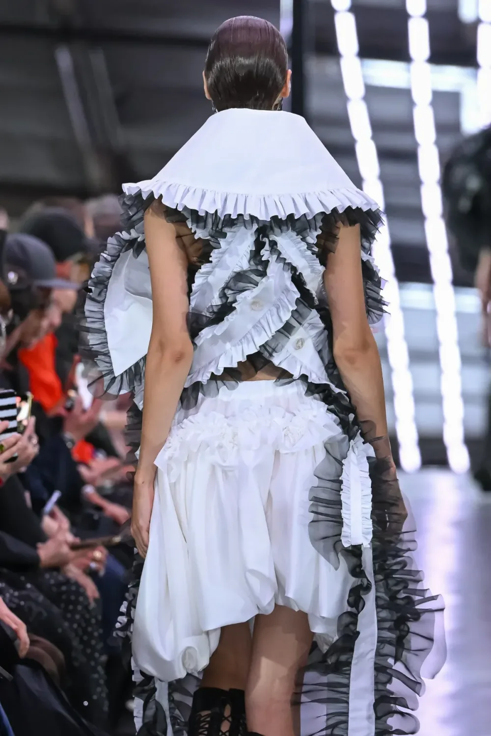ノワールケイニノミヤ 2024年春夏 LOOK 13 / VIEW 3