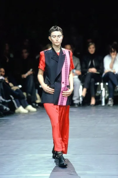 コムデギャルソン 2000秋冬 LOOK 43