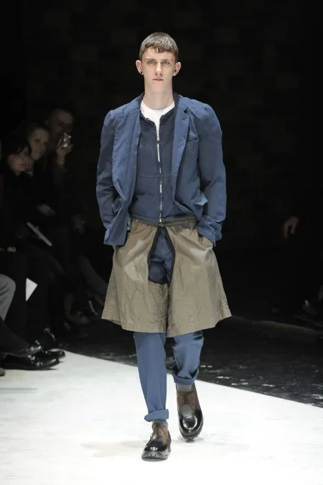 コムデギャルソンオムプリュス 2010秋冬 LOOK 12