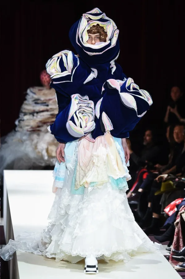 コムデギャルソン 2018秋冬 LOOK 14