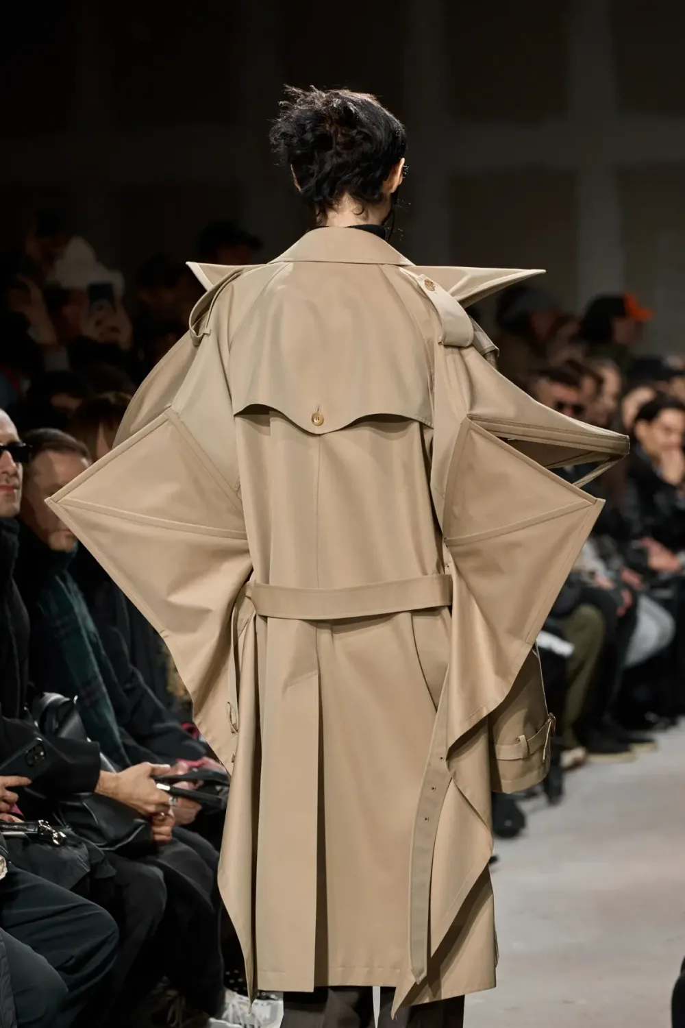ジュンヤワタナベ 2025年秋冬 LOOK 16 / VIEW 4