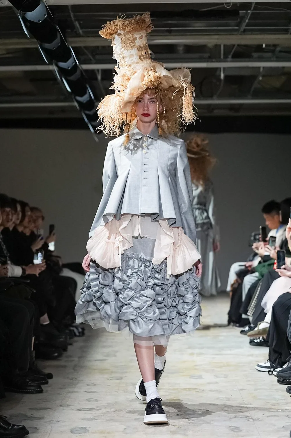 タオ 2026年春夏 LOOK 3
