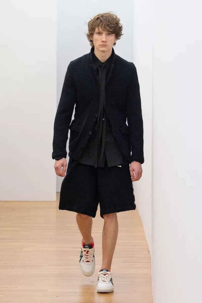 コムデギャルソンシャツ 2023年秋冬 LOOK 17