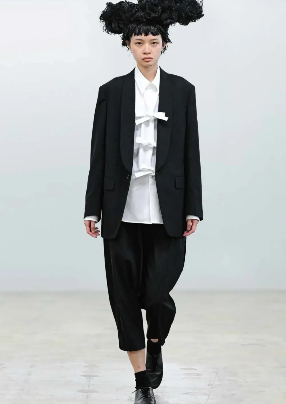 コムデギャルソン コムデギャルソン 2026年春夏 LOOK 2