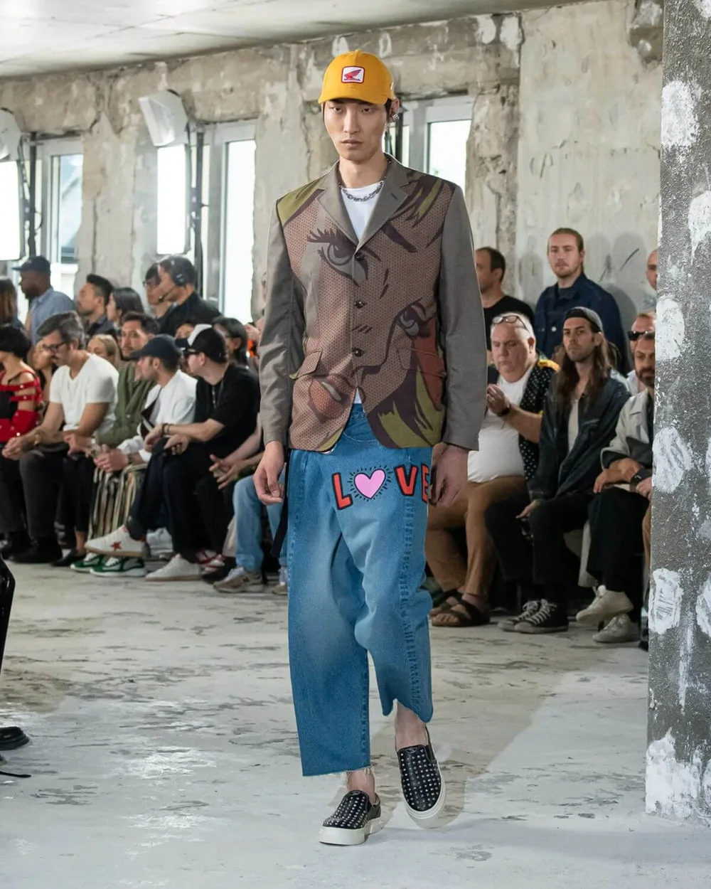 JUNYA MAN 2023 SSの同シーズン掲載写真。