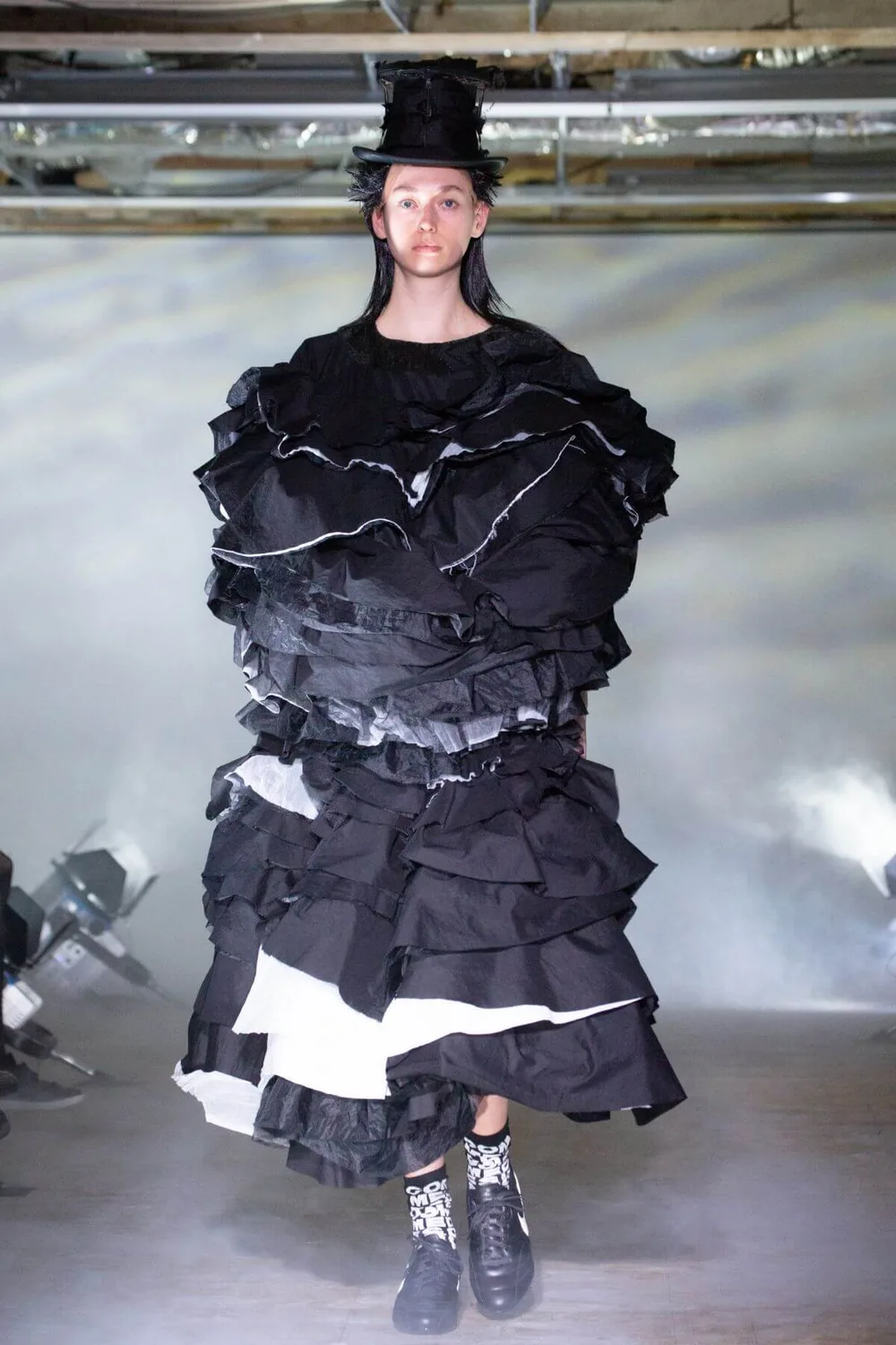 コムデギャルソン 2021年秋冬 LOOK 14