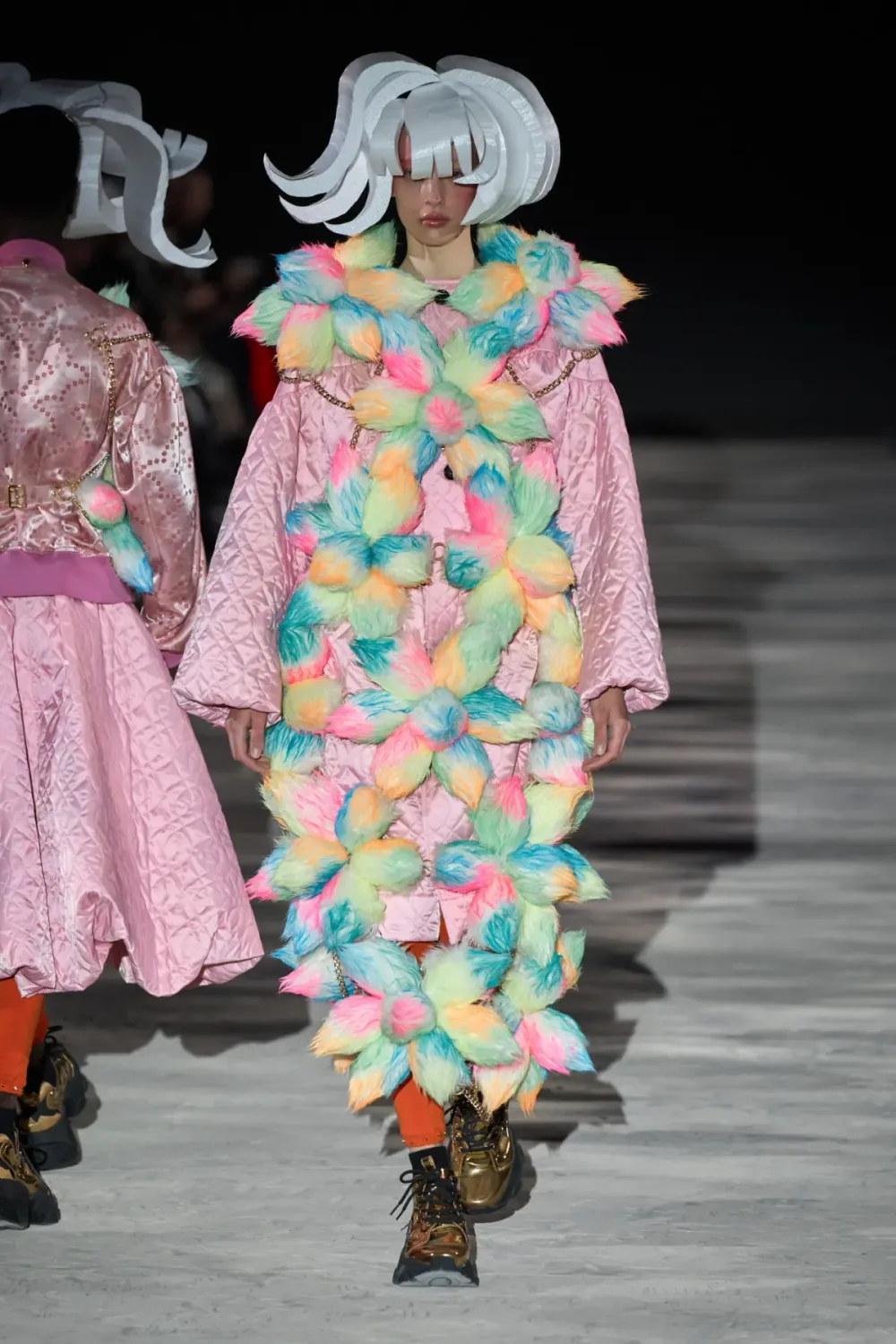 ノワールケイニノミヤ 2025年秋冬 LOOK 24