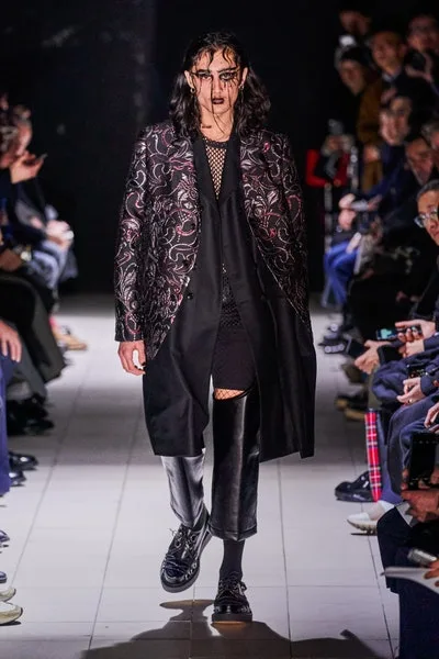 コムデギャルソンオムプリュス 2019秋冬 LOOK 23