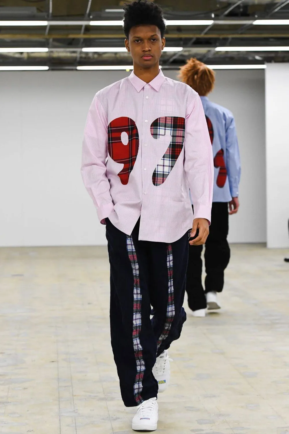 コムデギャルソンシャツ 2022年秋冬 LOOK 28