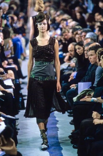 コムデギャルソン 2001春夏 LOOK 32
