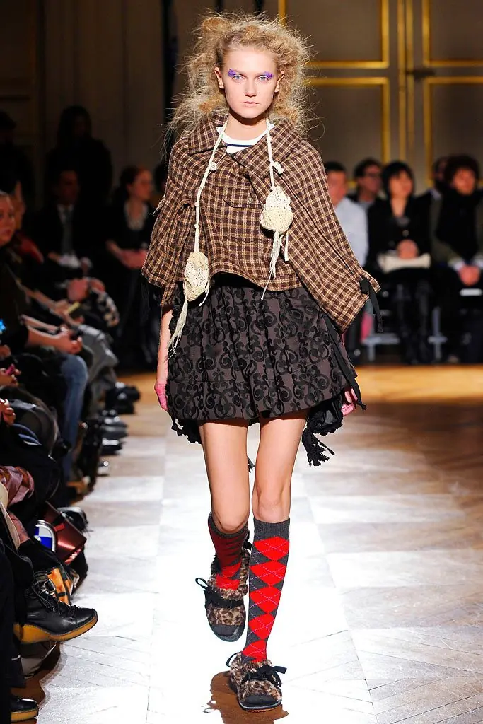タオ 2010年秋冬 LOOK 20
