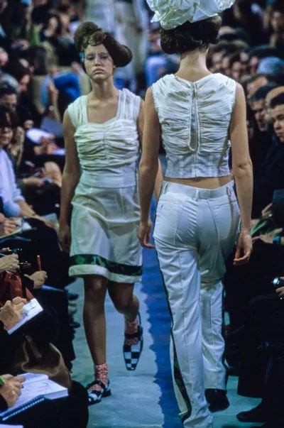 コムデギャルソン 2001春夏 LOOK 23
