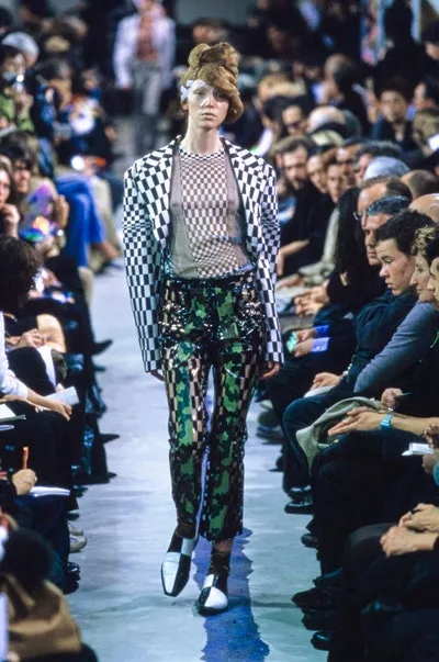 コムデギャルソン 2001春夏 LOOK 47