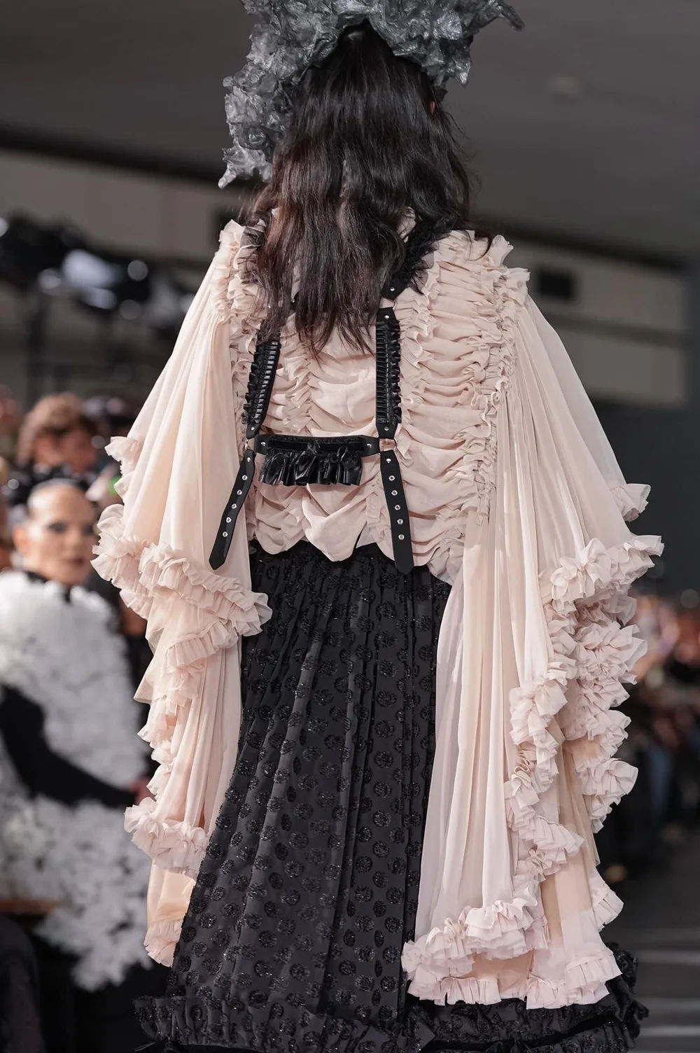 ノワールケイニノミヤ 2026年春夏 LOOK 23 / VIEW 3