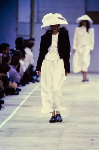 コムデギャルソン 1992春夏 LOOK 15