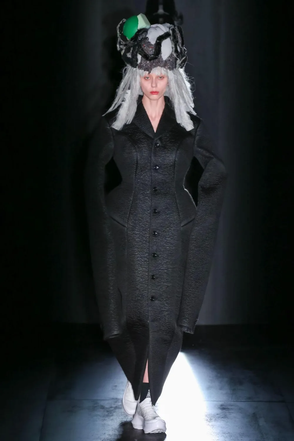 コムデギャルソン 2022年秋冬 LOOK 16
