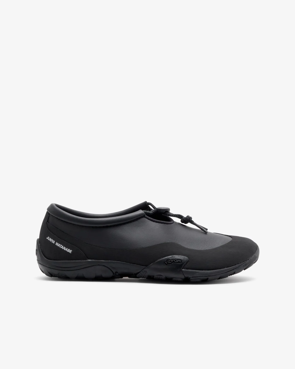 DOVER STREET MARKET LONDONのe-shopに掲載された、JUNYA WATANABE × New Balance「MT10T」ブラックの商品写真。