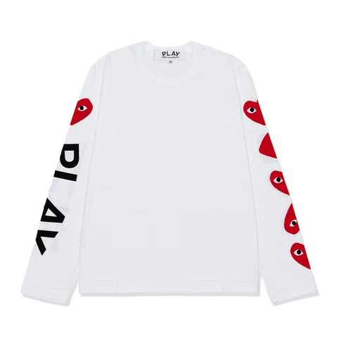 プレイ 長袖Tシャツ 袖にロゴとハートのプリント（ホワイト）