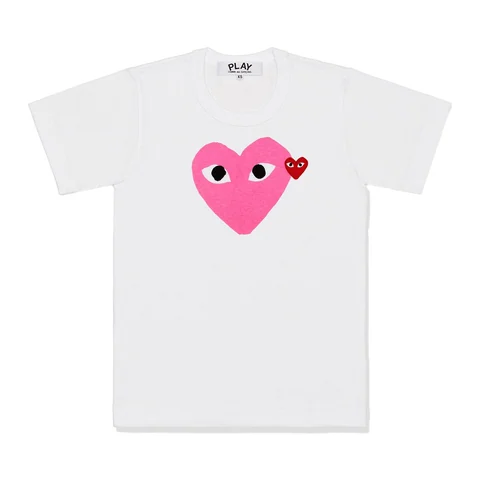 プレイ 半袖Tシャツ 色のついた大きなハート（ピンク）