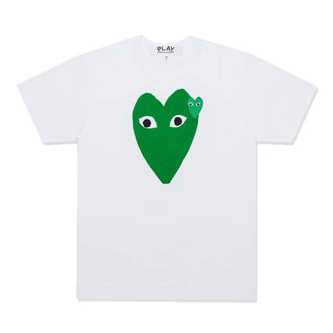 プレイ 半袖Tシャツ 緑の大きなハート（ホワイト）