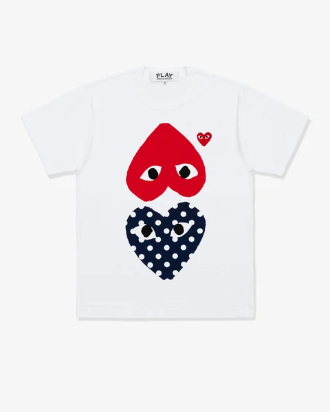 プレイ 半袖Tシャツ 赤ハートと紺の水玉のハート（ホワイト）