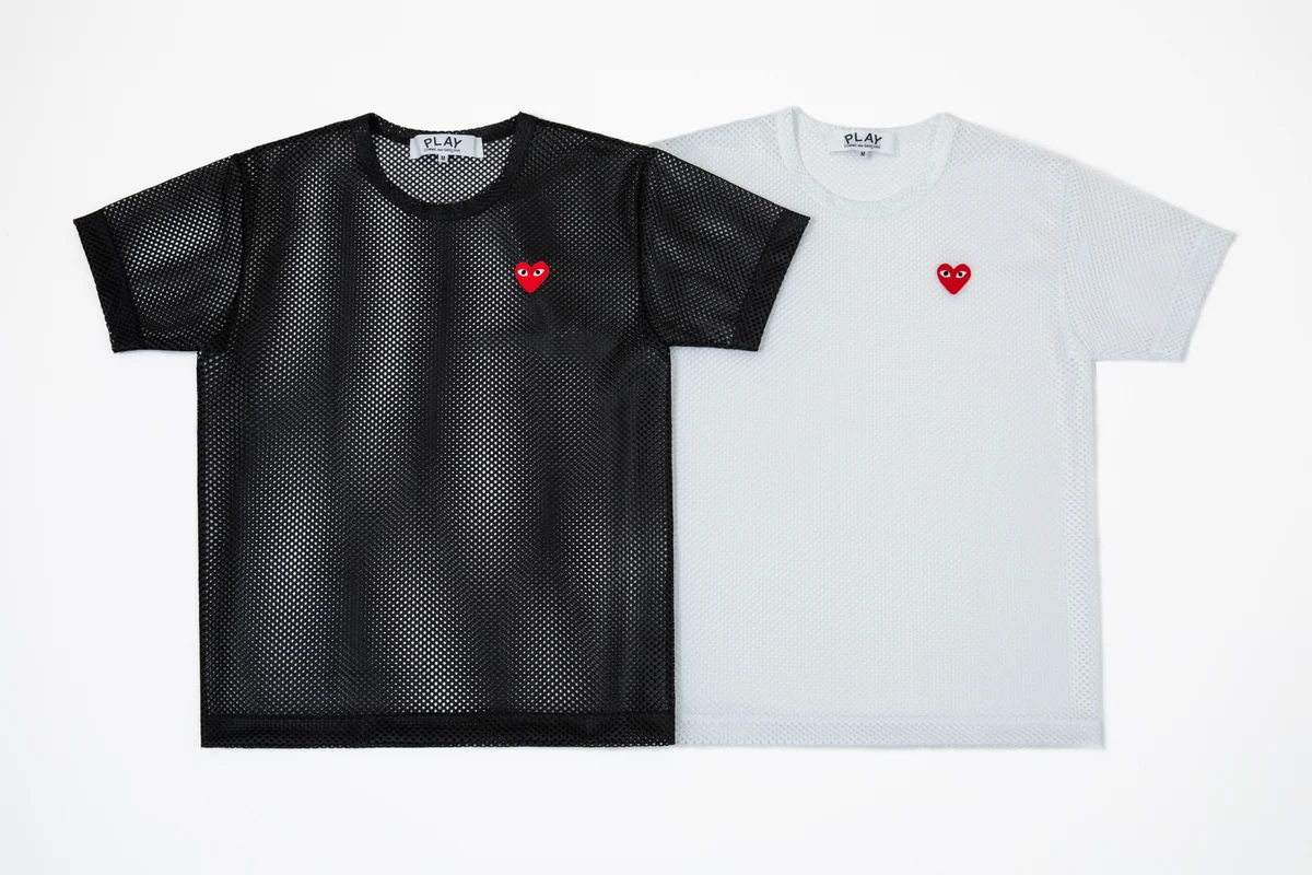 赤エンブレム×エステルメッシュ（ブラック・ホワイト） 各15,180円