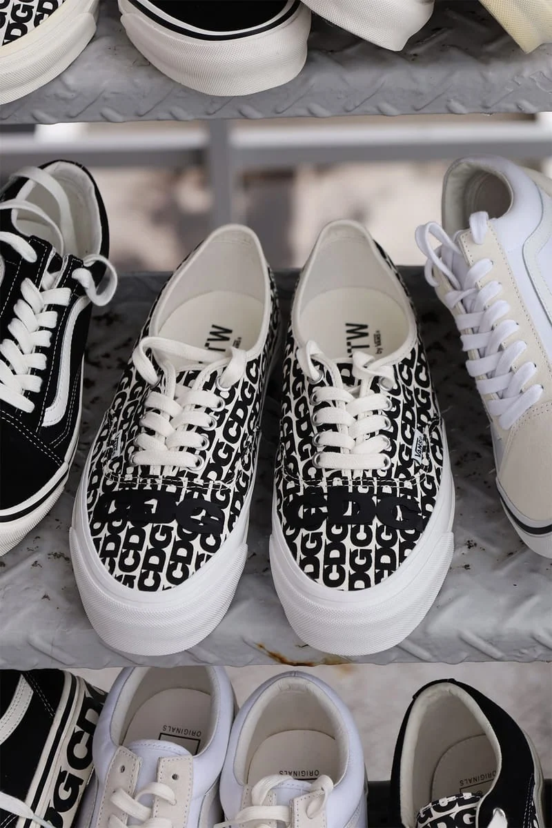 CDG × OTW by Vans AUTHENTIC 15,400円