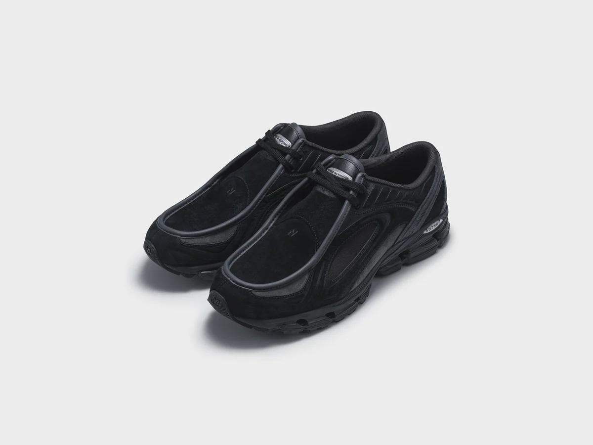 コムデギャルソンオム × New Balance 1890A ブラック 6万4900円