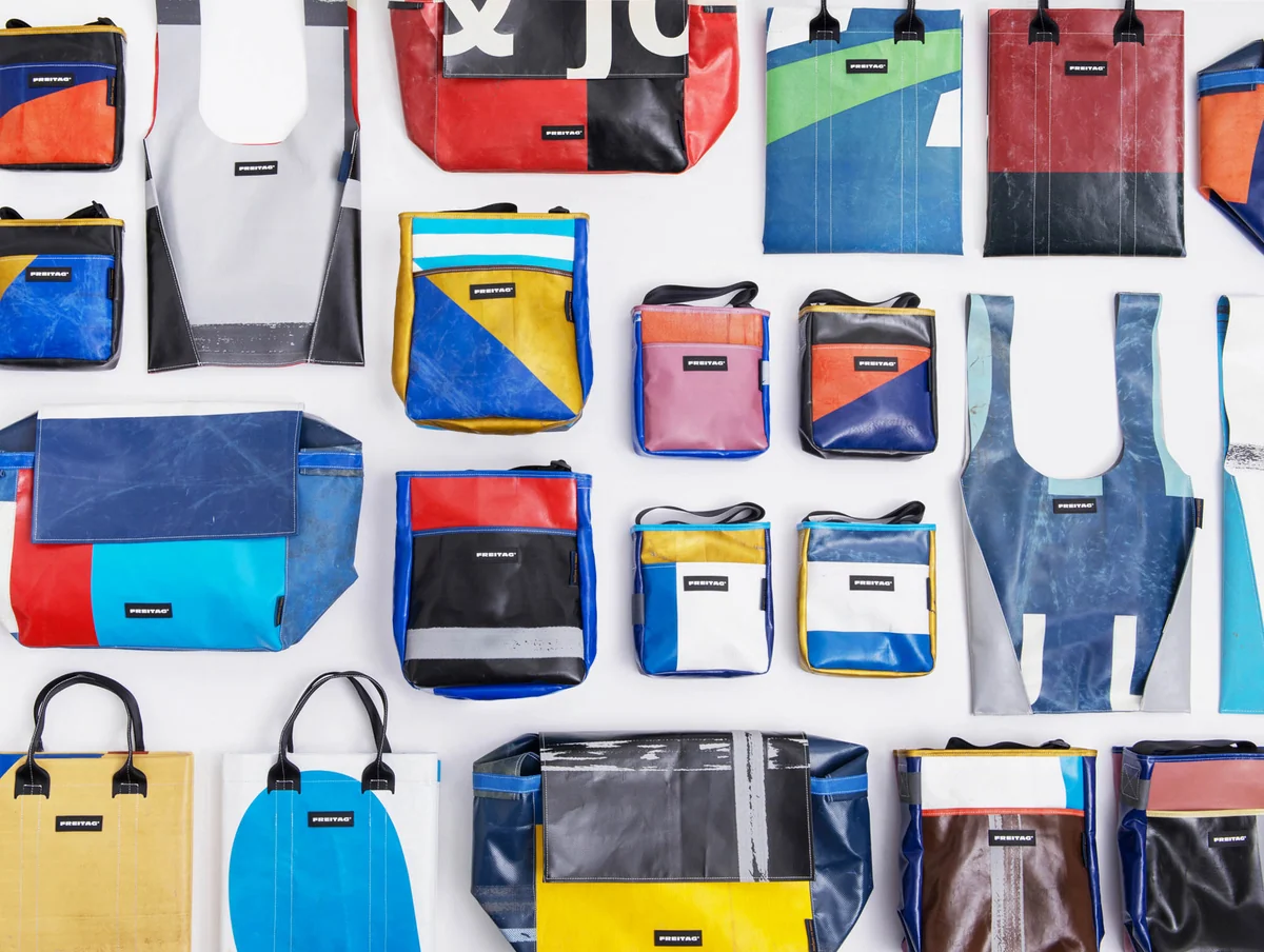 コム デ ギャルソンとFREITAGのコレクション「Holidays with FREITAG」のバッグ。コム デ ギャルソン提供の画像です。