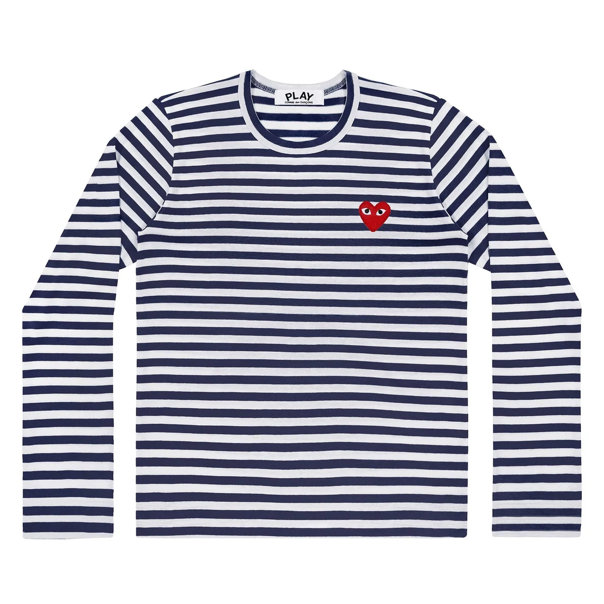 左胸に赤いハートのエンブレムが付いた、紺と白のボーダーの長袖Tシャツ