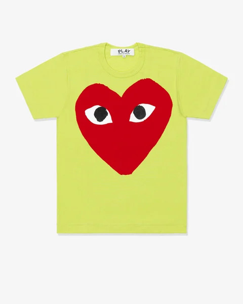 プレイ 半袖Tシャツ カラーTシャツ 赤い大きなハート（グリーン）
