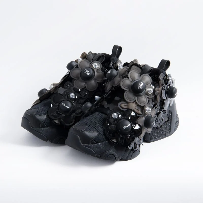 ノワールケイニノミヤ × Reebok INSTA PUMP FURY(花モチーフ)