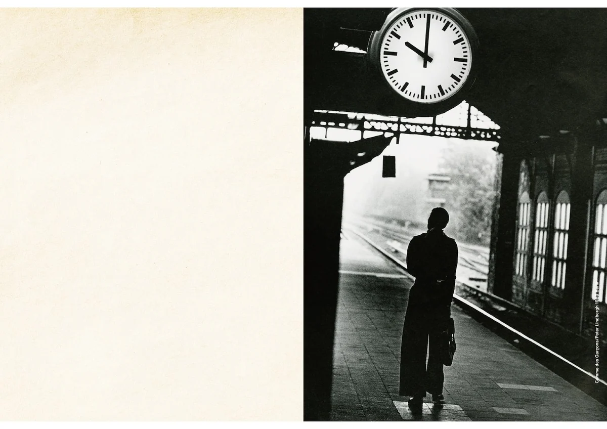 雑誌「Six」の誌面、駅のホームの写真